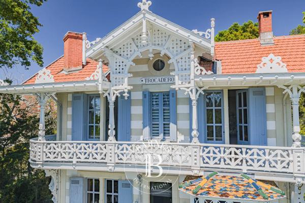 Arcachon, Villa  260 m² à vendre