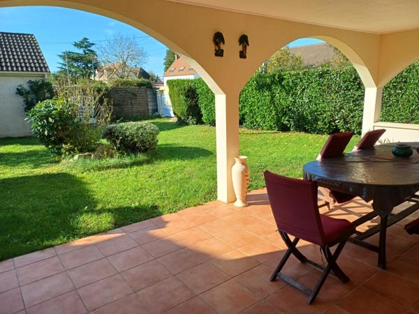 Maison
                                                                                                                                                                                                                                                                                                                        5 pièce(s)                                                                                                                                                                                                          4 chambre(s)                                                                                                                                                                                                          96  m²
