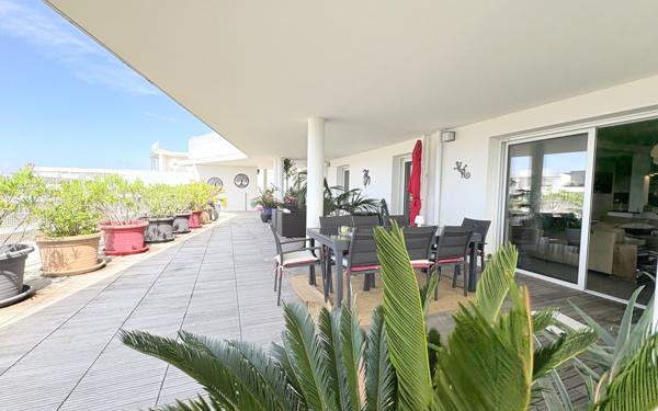 Appartement à vendre    4 pièces • 143,11 m2 La Rochelle