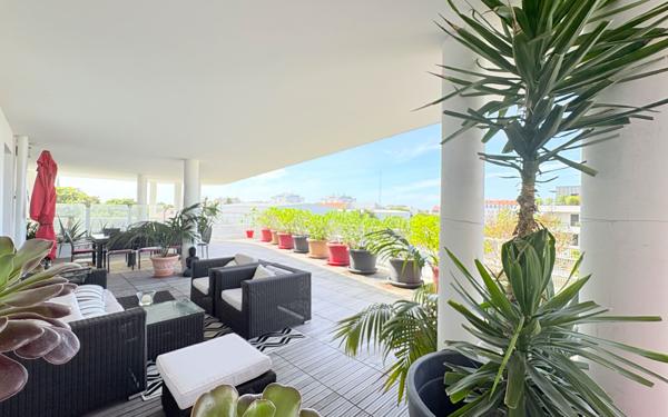 Appartement à vendre    4 pièces • 143,11 m2 La Rochelle