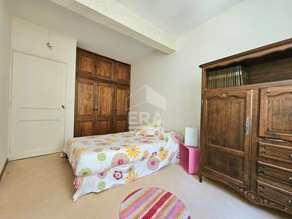 A VENDRE - LANÇON PROVENCE - Maison de Village de 150m² avec cour privative - 4/5 chambres - Combles aménageables de 80m²