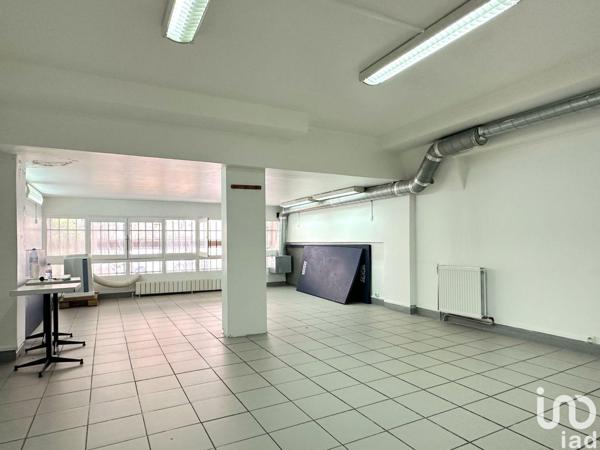 Location atelier 243 m² Paris 20