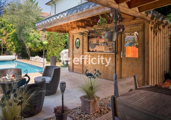 Maison 7 pièces - 160 m² Exclusivité efficity