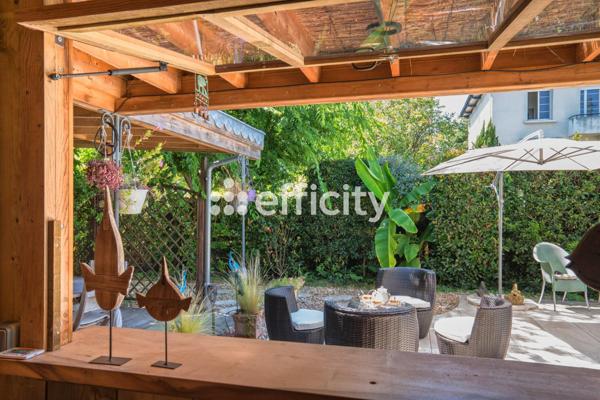 Maison 7 pièces - 160 m² Exclusivité efficity