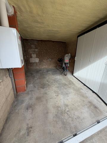 Maison de ville T3 rénovée de 66 m² avec garage et courette