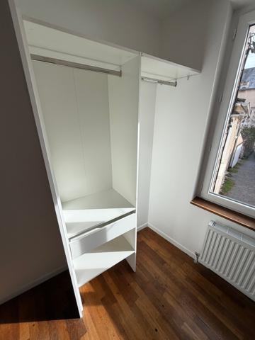 Maison de ville T3 rénovée de 66 m² avec garage et courette