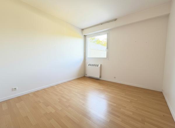 Appartement Verrieres Le Buisson 4 pièce(s) 88 m2