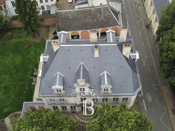 Arras, Hôtel particulier 5 Chambres -  480 m² à vendre