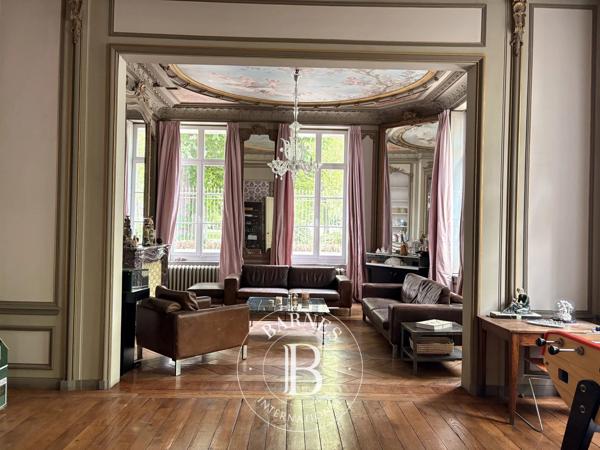 Arras, Hôtel particulier 5 Chambres -  480 m² à vendre