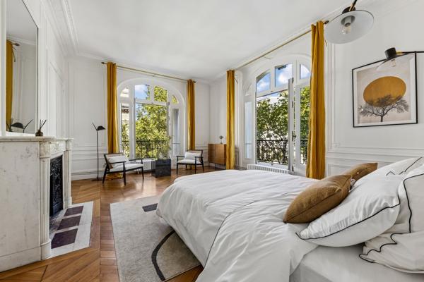 Vente Appartement de luxe Paris 7 8 Pièces 306 m²