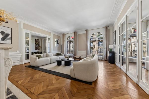 Vente Appartement de luxe Paris 7 8 Pièces 306 m²