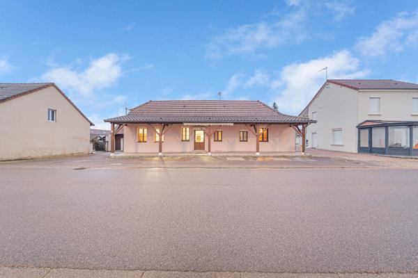 Maison à fort potentiel à Saint Martin en Bresse