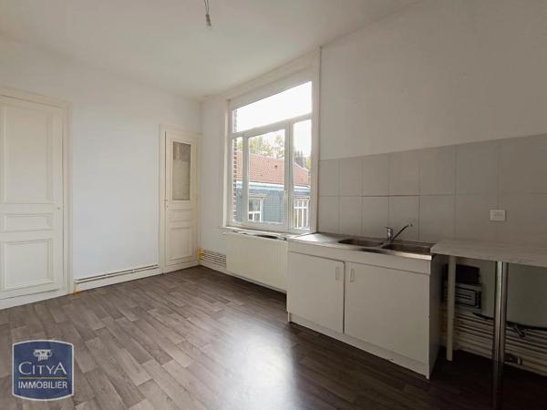 Appartement à louer 3 pièces 89.37m² Lille (59000)