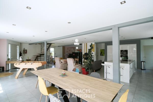 Un écrin contemporain avec piscine en coeur de ville