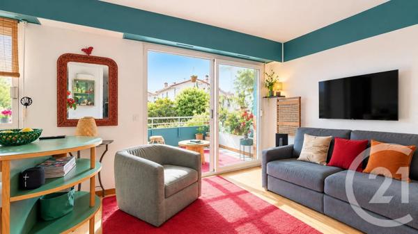 Appartement T1 à vendre  1 pièce - 28,41 m 2   ANGLET  - 64
