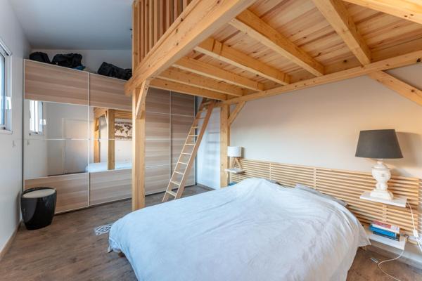 Maison de type arcachonnaise de 105 m2 - 3 chambres, jardin, abri et stationnement privatif