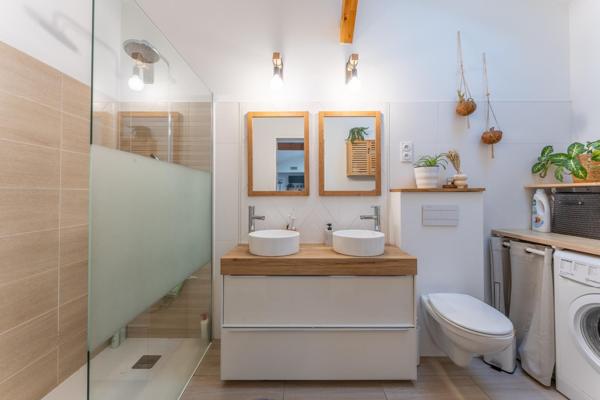 Maison de type arcachonnaise de 105 m2 - 3 chambres, jardin, abri et stationnement privatif