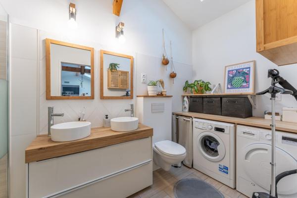 Maison de type arcachonnaise de 105 m2 - 3 chambres, jardin, abri et stationnement privatif