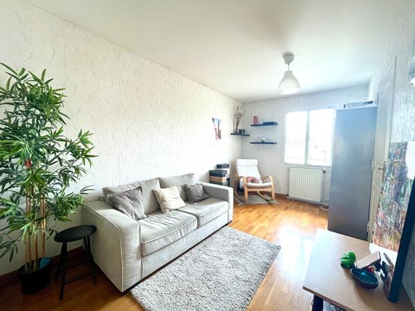 MAISON CONFLANS STE HONORINE - 7 PIÈCES - 130 m² €499 000 ** - Référence 7254