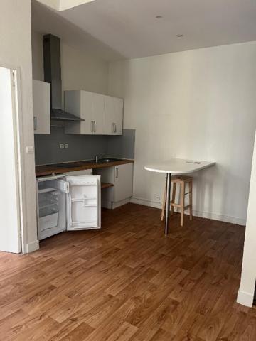 Immeuble
                                                                                                                                                
                                                                                                                                                
                                                                                                                                                
                                                    
                                                                                                                                                                                                                                                                                                                        285  m²                                                                                                                                                                                                         3 etage(s)