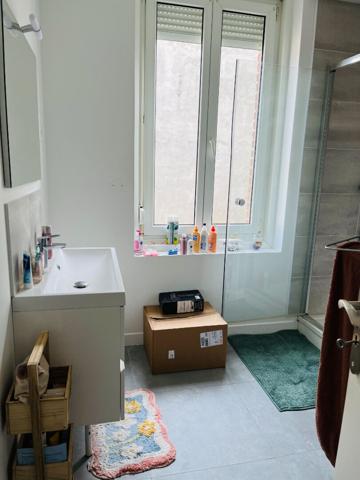 A LOUER APPARTEMENT 2 CHAMBRES A ST QUENTIN 02100