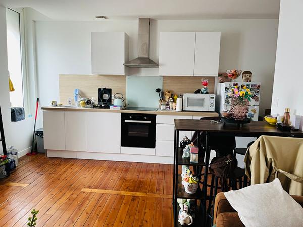 A LOUER APPARTEMENT 2 CHAMBRES A ST QUENTIN 02100