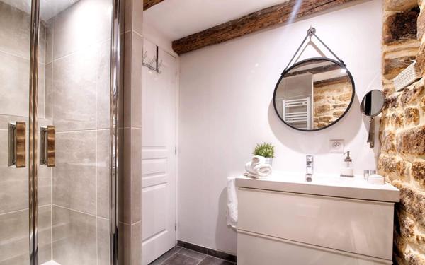 Maison à louer    4 pièces •  Villeneuve-lès-Avignon