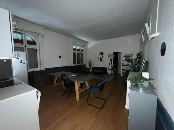 A LOUER : T5 à LILLE • Avenue de l'Architecte Louis Cordonnier - VAUBAN • 2 240 € CC • Réf. 67982929643