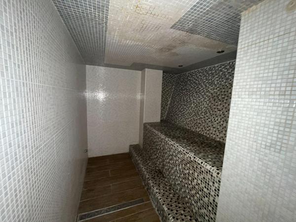 A LOUER : T5 à LILLE • Avenue de l'Architecte Louis Cordonnier - VAUBAN • 2 240 € CC • Réf. 67982929643
