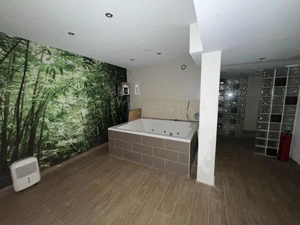 A LOUER : T5 à LILLE • Avenue de l'Architecte Louis Cordonnier - VAUBAN • 2 240 € CC • Réf. 67982929643