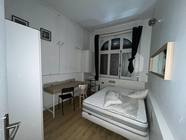 A LOUER : T5 à LILLE • Avenue de l'Architecte Louis Cordonnier - VAUBAN • 2 240 € CC • Réf. 67982929643