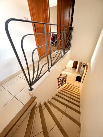 Maison familiale avec piscine – 10 min de Carcassonne