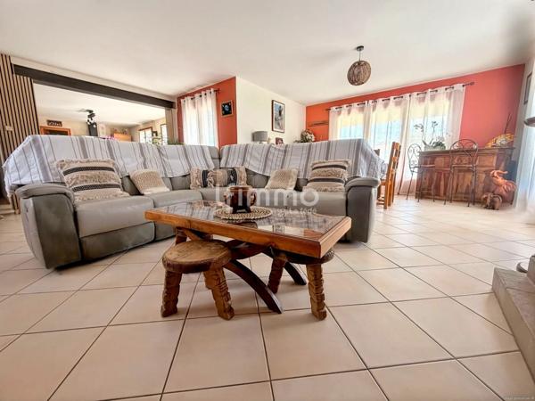 Maison familiale avec piscine – 10 min de Carcassonne