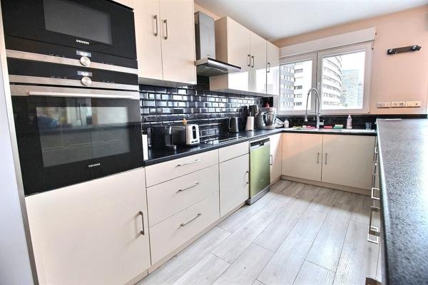 Superbe Appartement 5 pièces à vendre à Courbevoie - Vue dégagée et confort moderne !