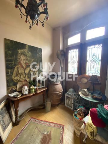 AUTHENTIQUE VILLA AVEC JARDIN