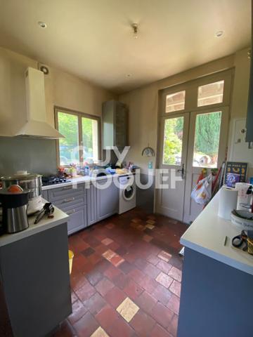 AUTHENTIQUE VILLA AVEC JARDIN