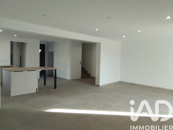 Maison à vendre 4 pièces 120 m² Sarrians