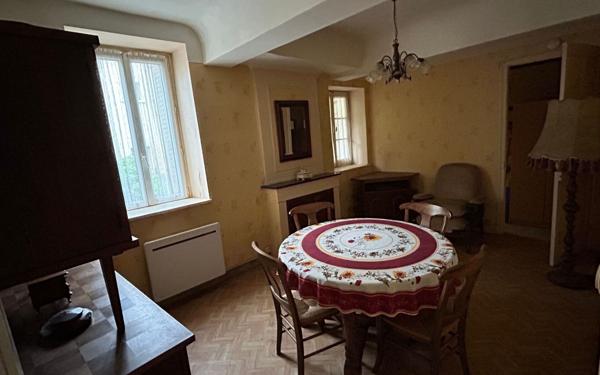 Maison à vendre    4 pièces • 94 m2 Montluel