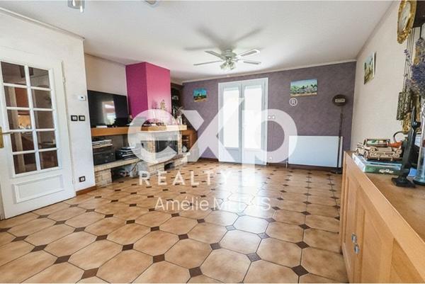 Maison de plain-pied avec sous-sol complet