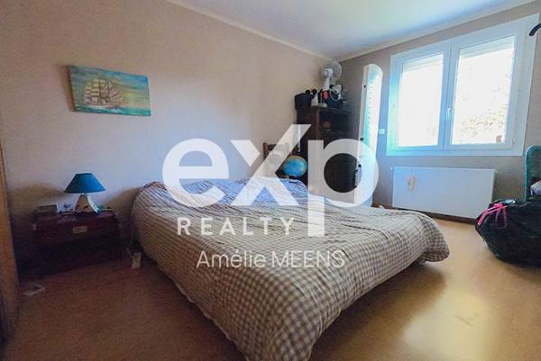 Maison de plain-pied avec sous-sol complet