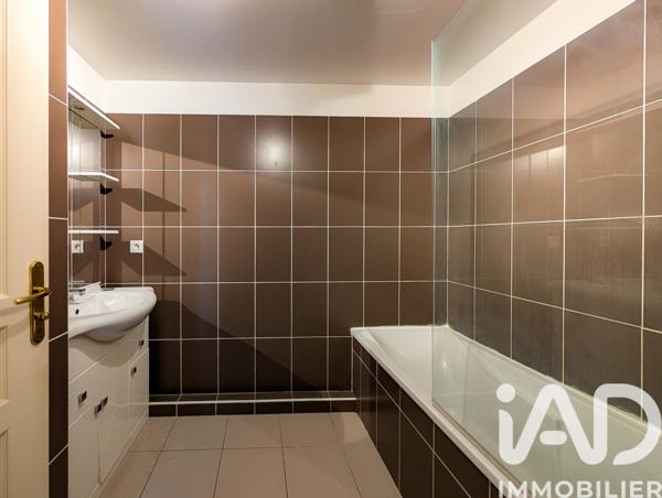 Appartement à vendre 4 pièces 87 m² Mandelieu-la-Napoule