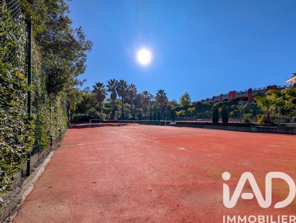 Appartement à vendre 4 pièces 87 m² Mandelieu-la-Napoule