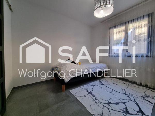 Maison neuve, jamais habitée avec une jolie vue!