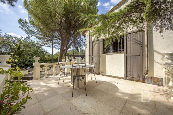 Magnifique villa à vendre proche de Valbonne