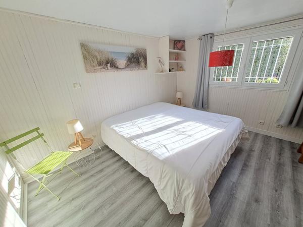 Maison à vendre Le Perrier - 7 pièces, 164m² avec 4 chambre(s) à 334 000€ - AJP Immobilier Saint-Jean-de-Monts
