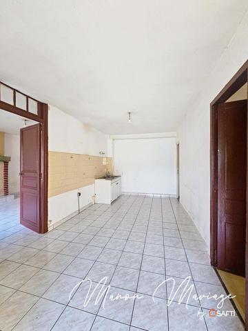 Maison avec cour extérieure dans le centre de Saint Nicolas de Redon