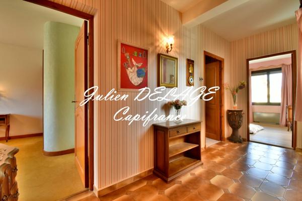 T4 au 1er étage – Petite copropriété calme et arborée avec jardin privatif & grande terrasse de 65 m²