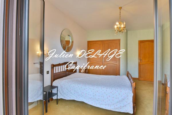 T4 au 1er étage – Petite copropriété calme et arborée avec jardin privatif & grande terrasse de 65 m²