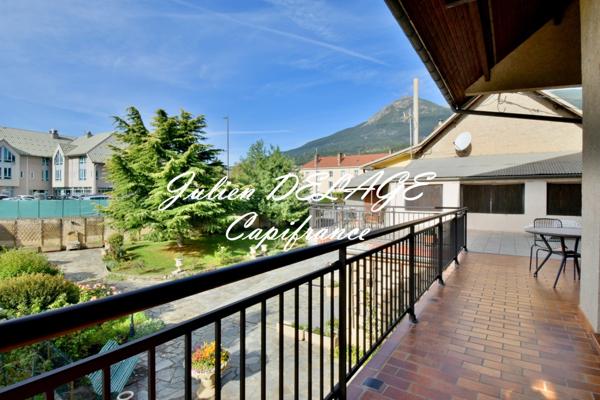 T4 au 1er étage – Petite copropriété calme et arborée avec jardin privatif & grande terrasse de 65 m²