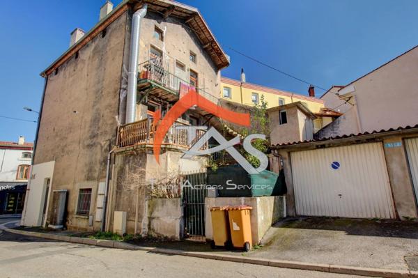 Vente Immeuble 11 pièces 251 m2 à Saint-Chamond